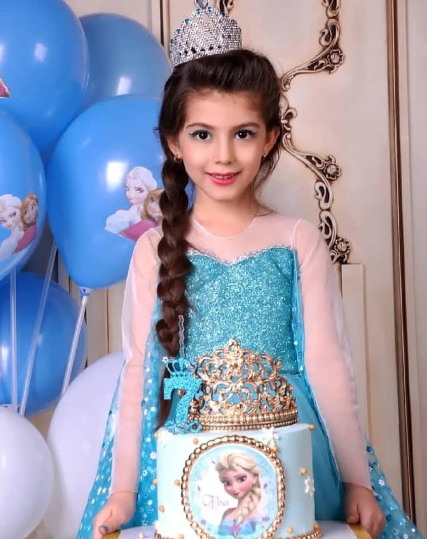 لباس السا وآنا برای تولد شنل دار آبی